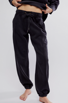 FP Movement: Sprint To The Finish Pants-Black-Pants-Free People-Usher & Co - Women's Boutique Located in Atoka, OK and Durant, OK